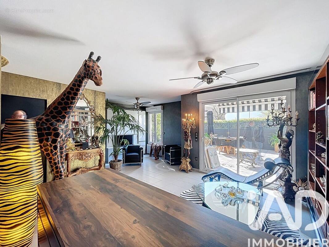 Photo 1 - Appartement à LA VALETTE-DU-VAR