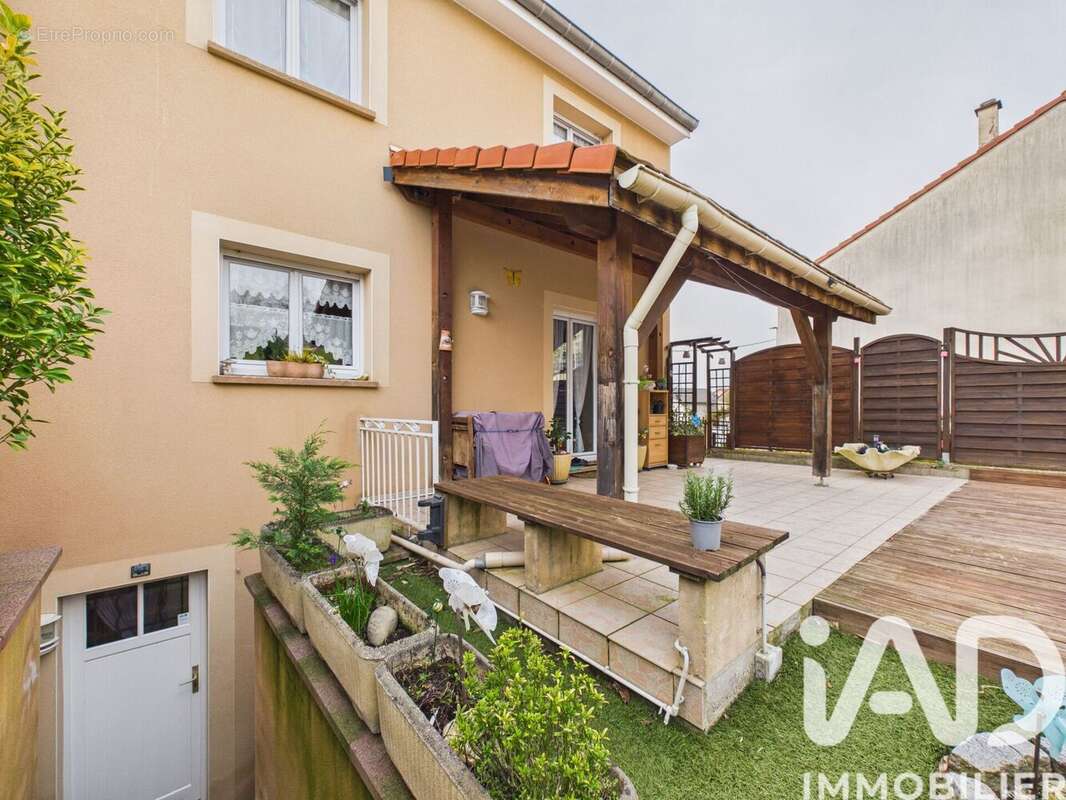 Photo 3 - Maison à BOUXIERES-AUX-DAMES