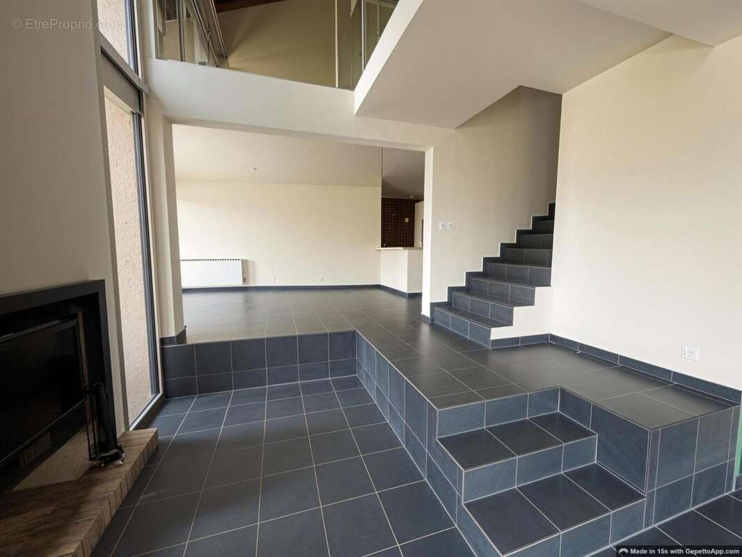   - Maison à VALS-LES-BAINS