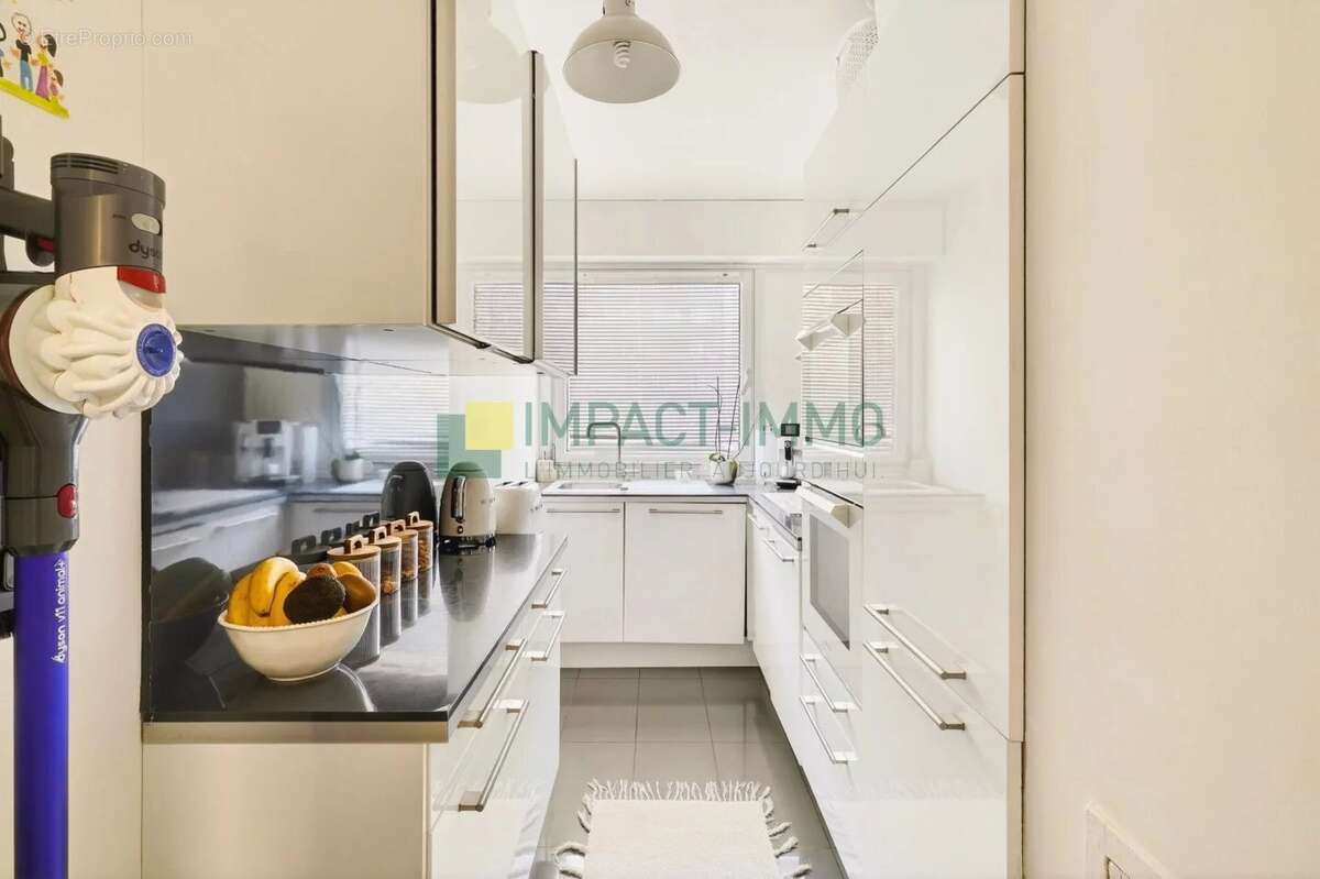 Appartement à CLICHY