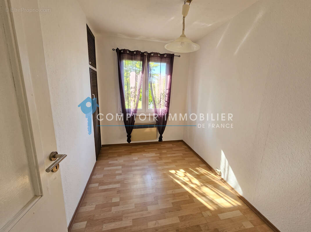 Plain-pied avec jardin et grand balcon dans un secteur recherché, proche frontière allemande - photo 9