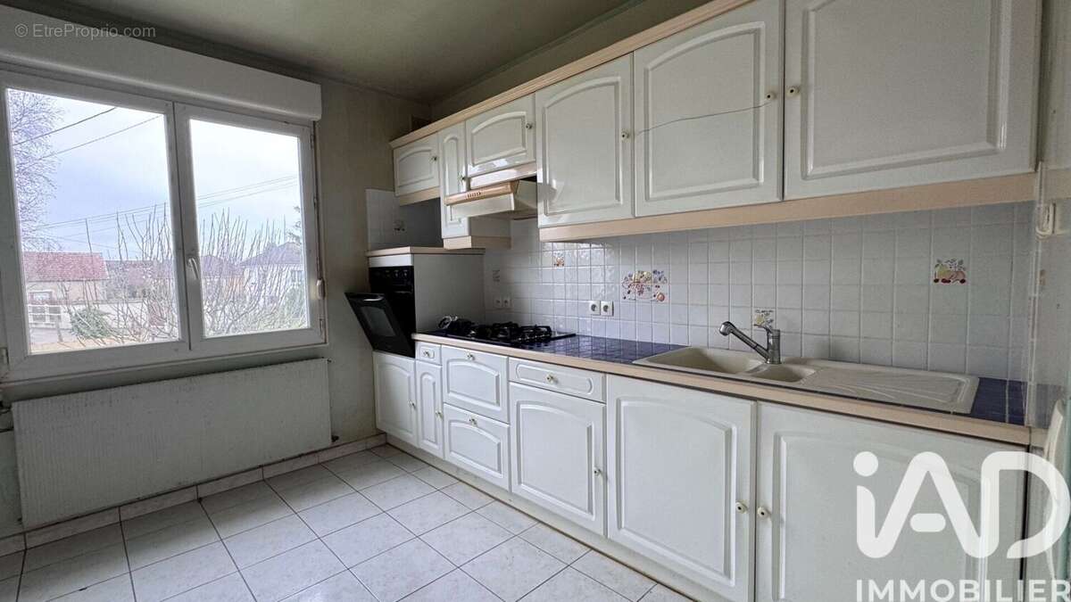 Photo 4 - Maison à MAIZIERES-LA-GRANDE-PAROISSE