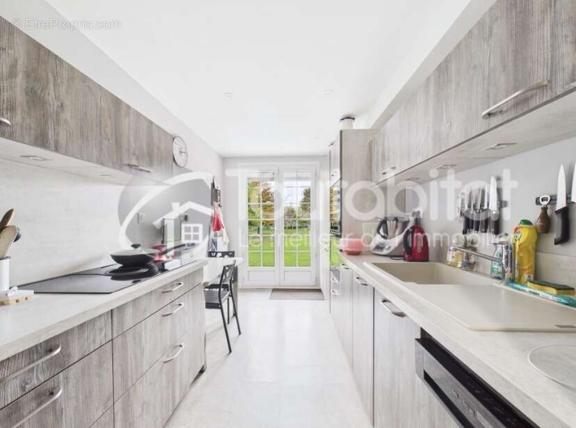 Maison à PRIX-LES-MEZIERES