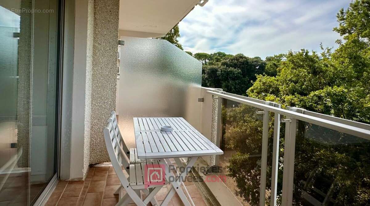 Appartement à VAUX-SUR-MER