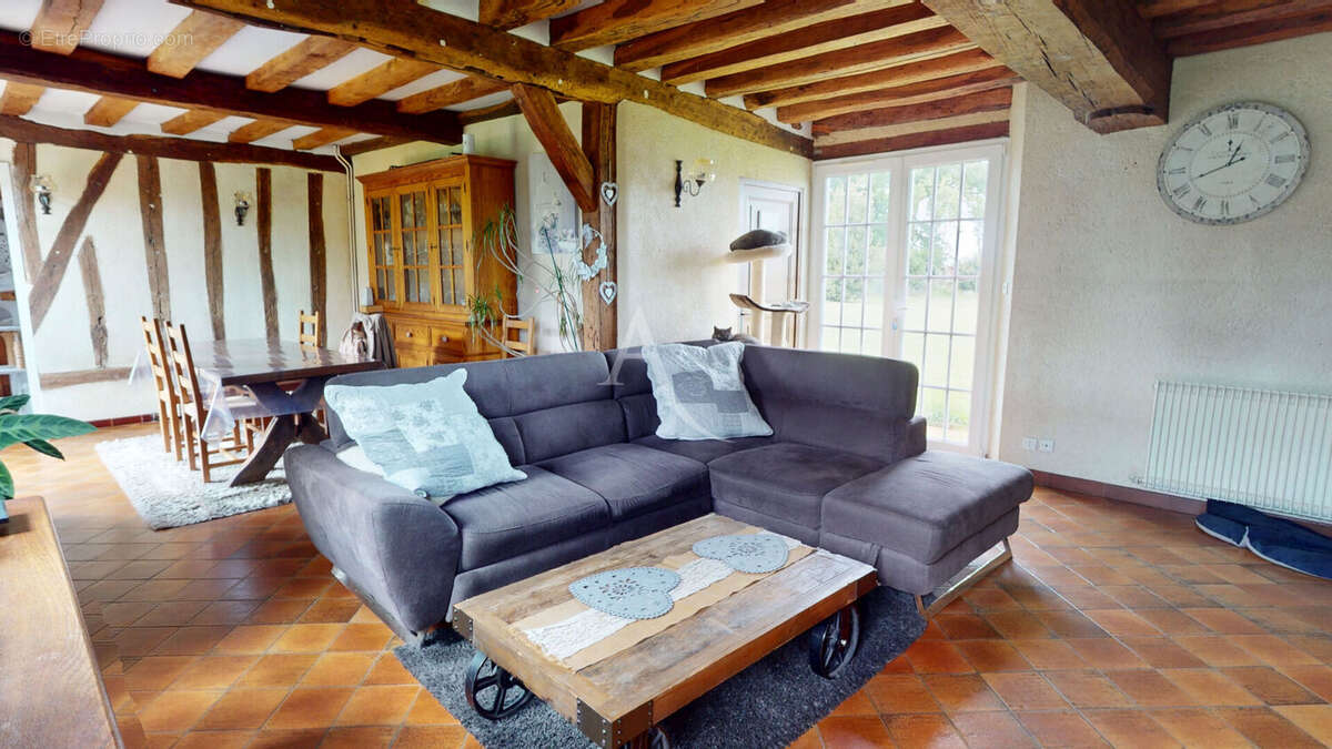 Maison à CLAVILLE