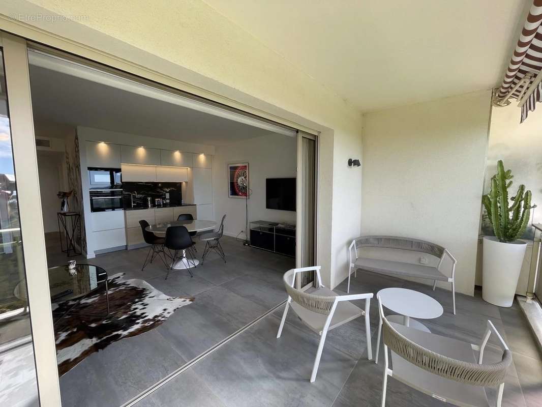 Appartement à CANNES