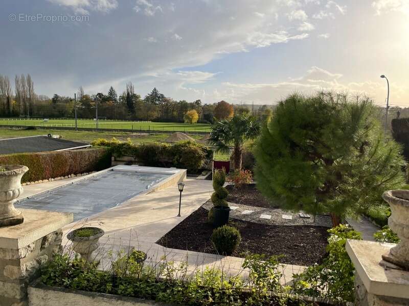 Maison à MONTRICHARD