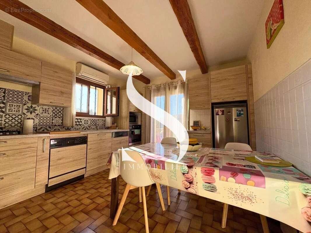Maison à VALLAURIS