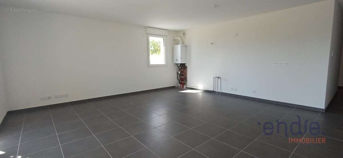 Appartement 3 pièces de 77,20 m² avec terrasse de 55 m² et jardin privatif de 146 m² - photo 6