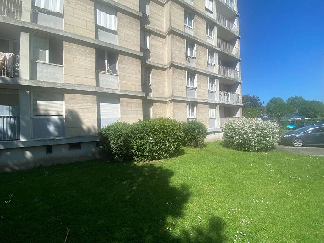 Appartement à AULNAY-SOUS-BOIS
