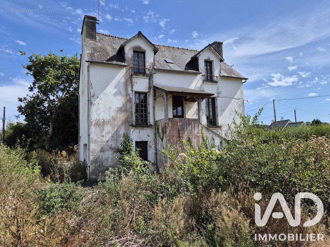 Photo 1 - Maison à MAEL-CARHAIX