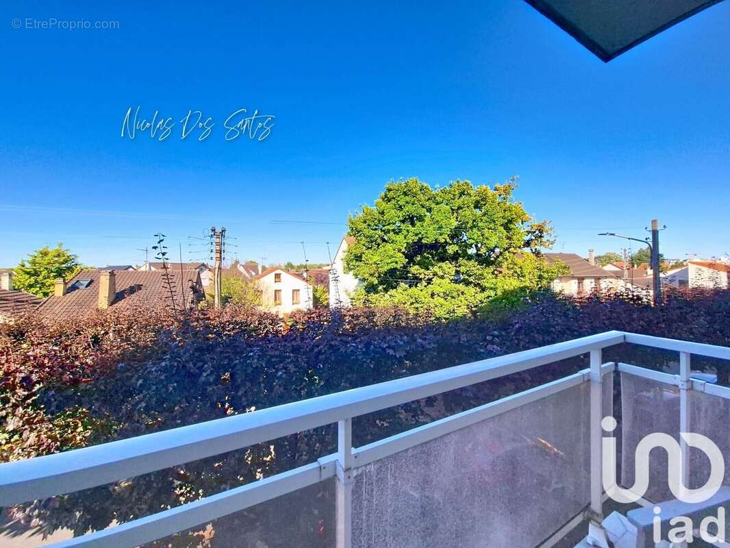 Photo 6 - Appartement à LIVRY-GARGAN