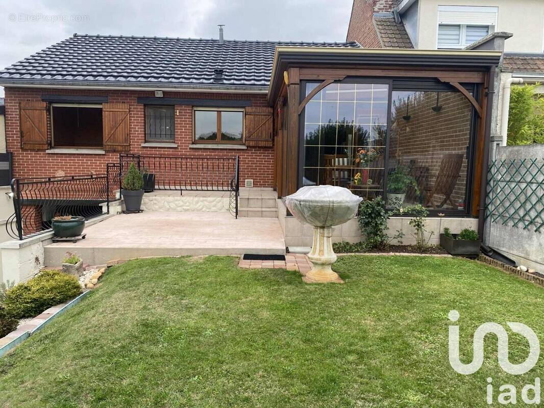 Photo 1 - Maison à PETITE-FORET