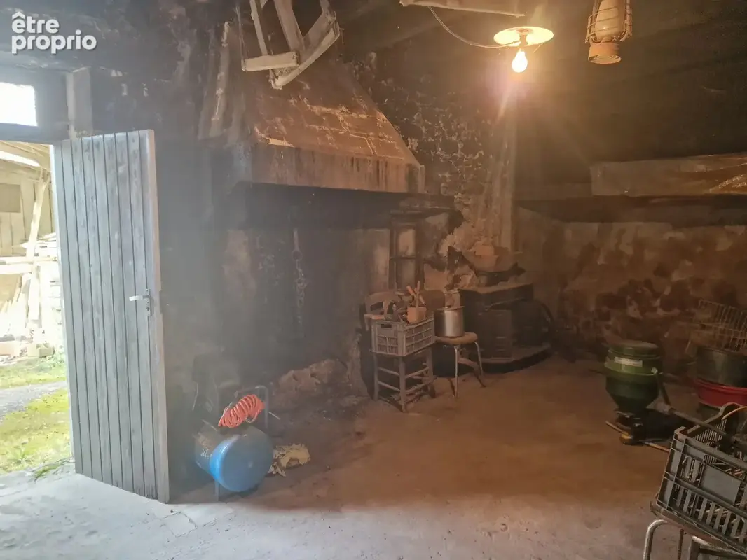 Ferme de charme à rénover avec un énorme potentiel - photo 12