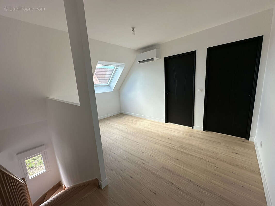 Maison Sinceny 7 pièce(s) 150 m2 - photo 13