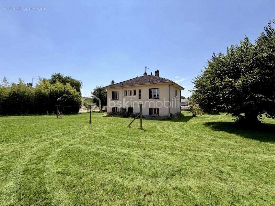 Maison élevée sur sous-sol de 152 m² - photo 12