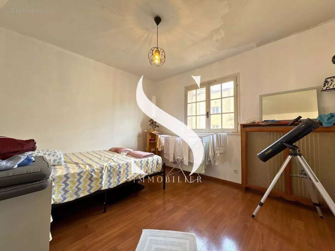 Appartement à VALLAURIS
