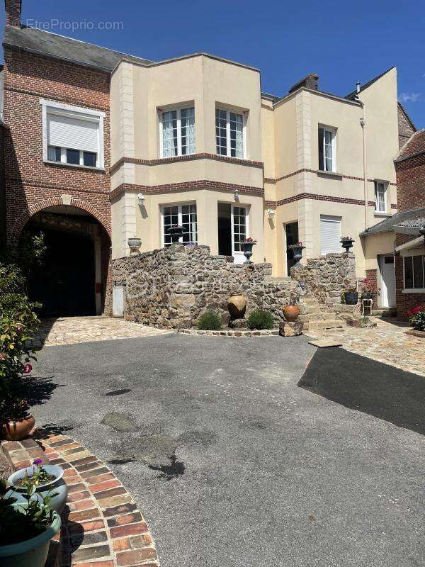 Maison renovee de 169 m², 5 chambres - photo 4