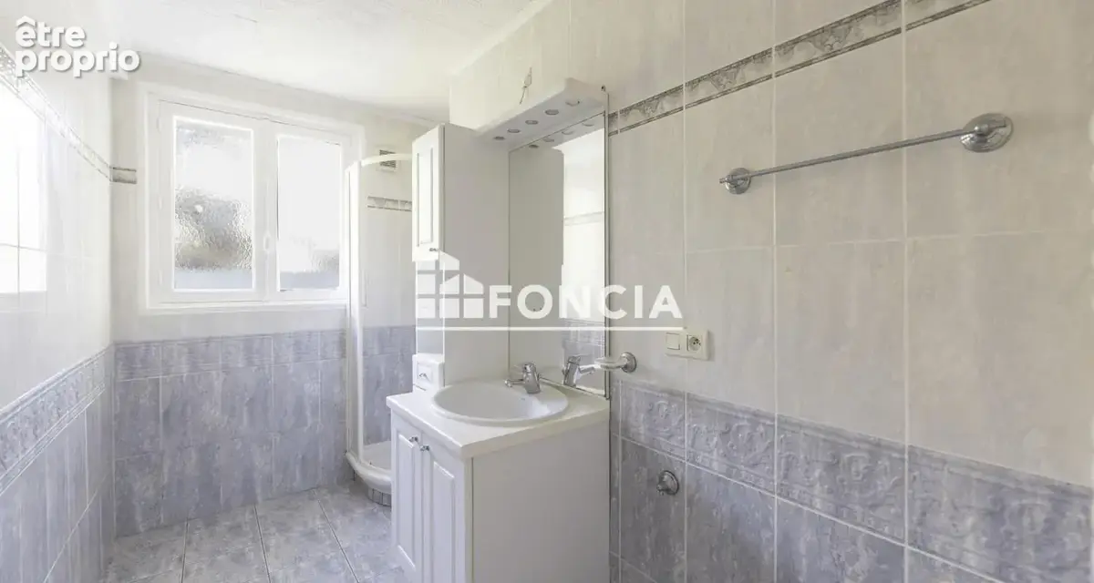 Bayonne Les Tourettes - T4 72m² vue Pyrénées balcon Sud 6ème étage - 220 000€ - photo 7