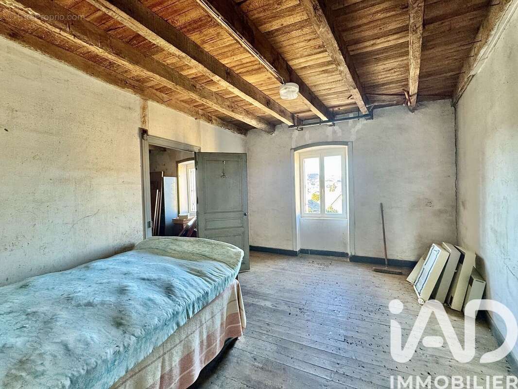 Maison 191 m² à Nedde  - photo 8