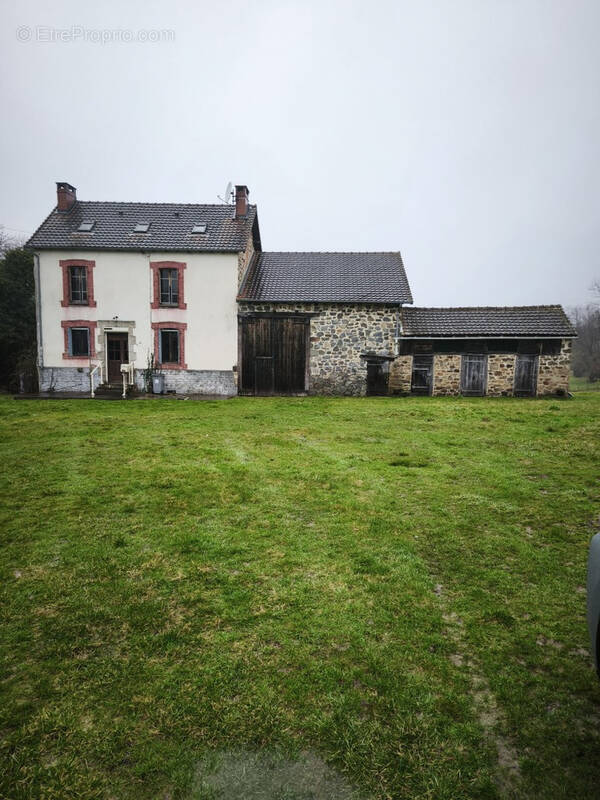 Maison à LE CHALARD