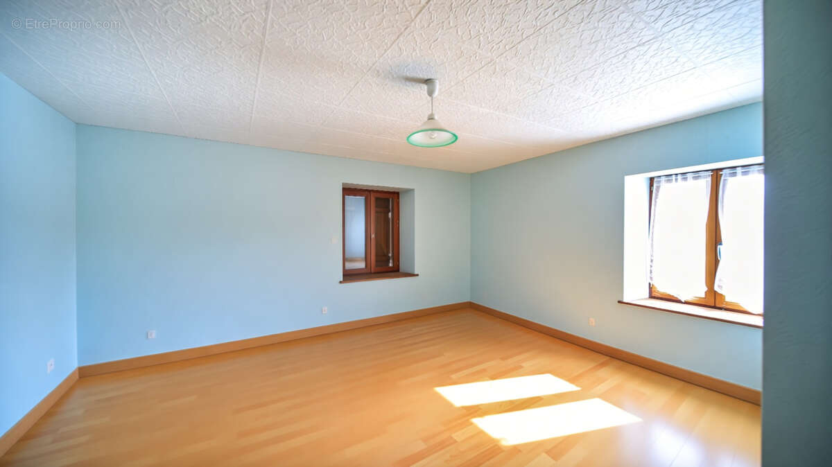 Maison 6 chambres + dependances - photo 7
