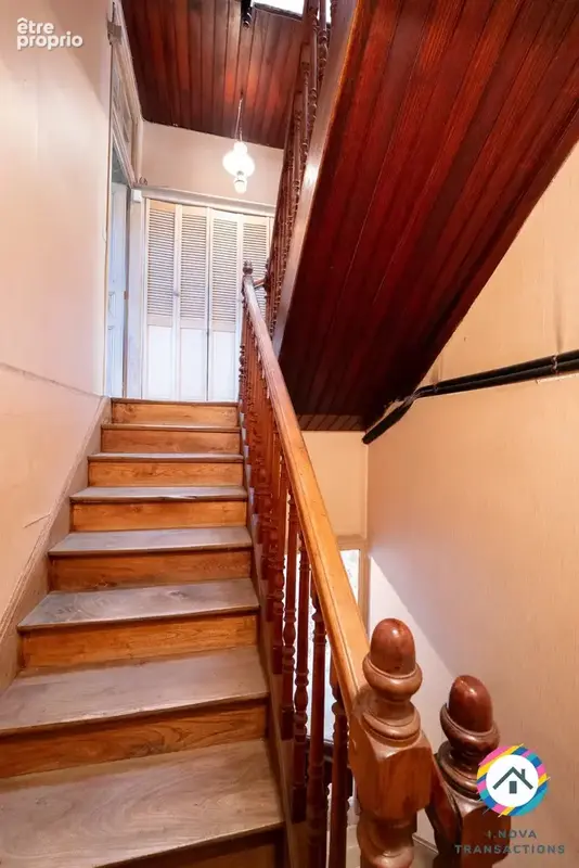 Maison de ville 140 m² à rénover – Jardin, combles et cave - photo 12