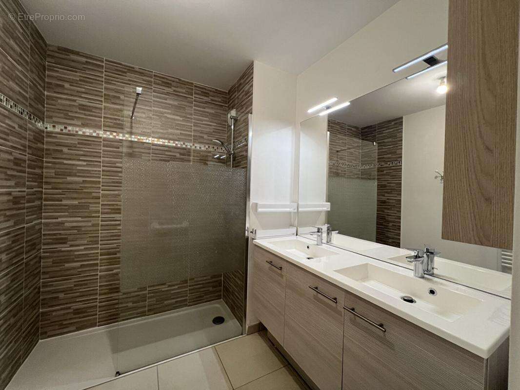 "Isidore" Appartement T3 de 70 m2 - Centre-Ville AURAY - photo 6