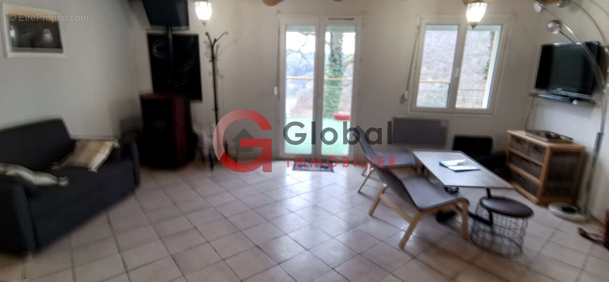 Maison de plain-pied 65 m2 vue lac avec jacuzzi - photo 4