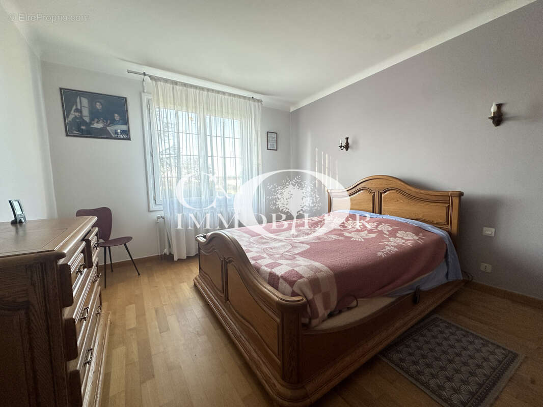 Maison à LEGE