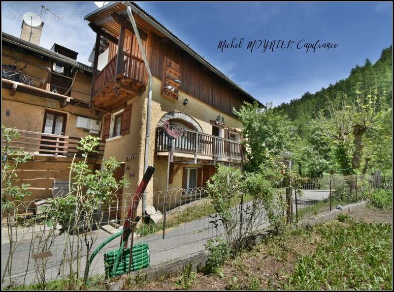  queyras – ville vieille - maison de village – double habitation avec terrain & fort potentiel  ""visite virtuelle"" - photo 8