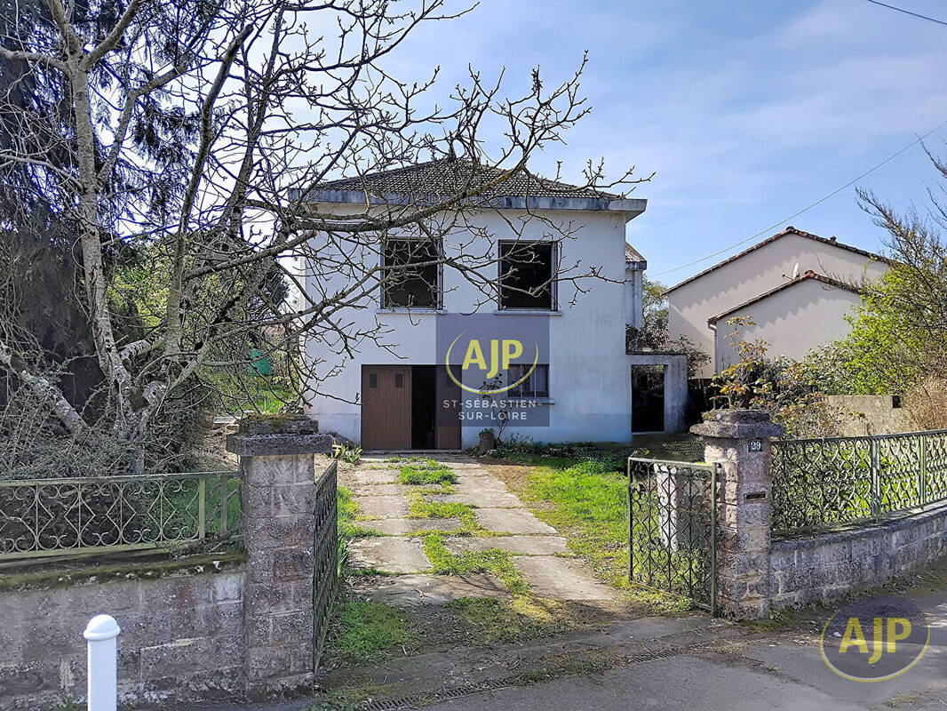 Maison à SAINT-SEBASTIEN-SUR-LOIRE