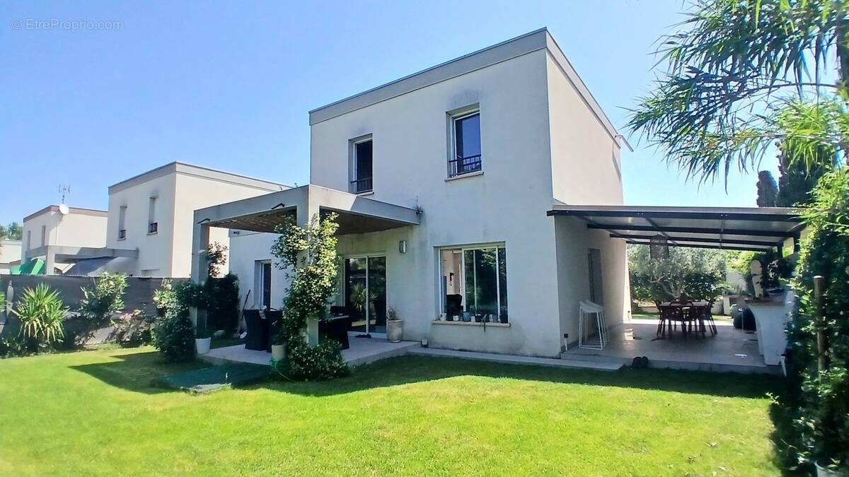 Maison à BEZIERS