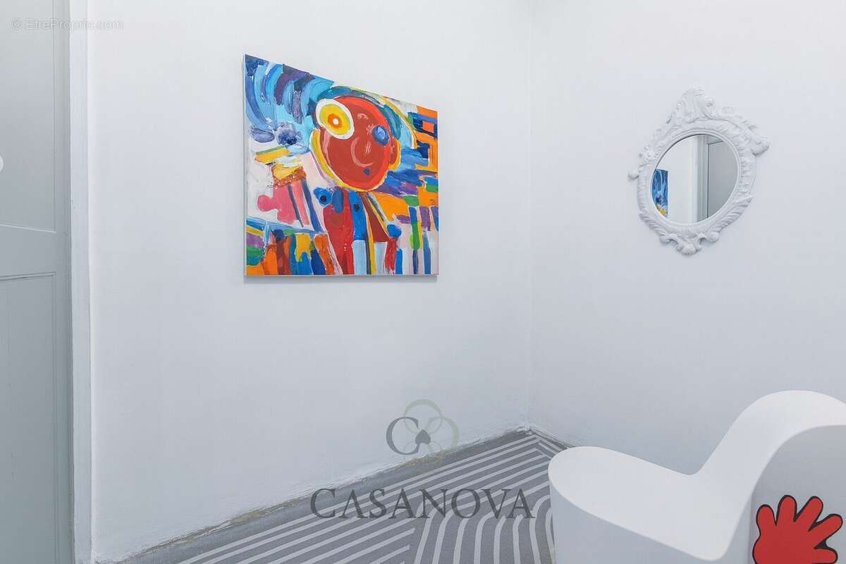 Appartement bourgeois rénové de 61 m² avec cheminée dans l'Écusson à Montpellier - photo 7