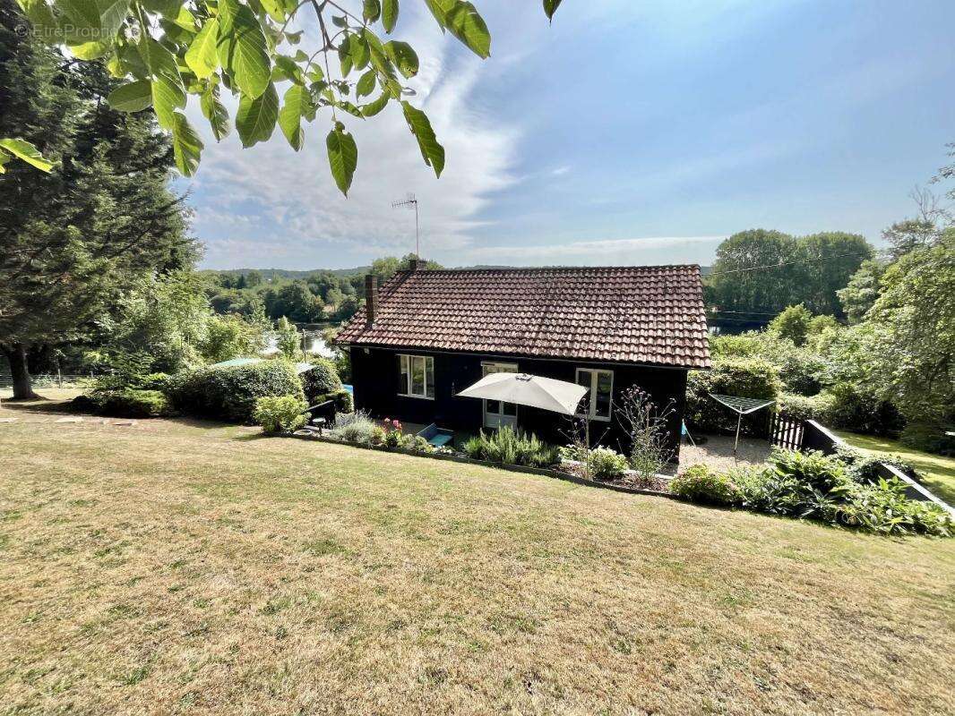 Maison à MOUSSAC