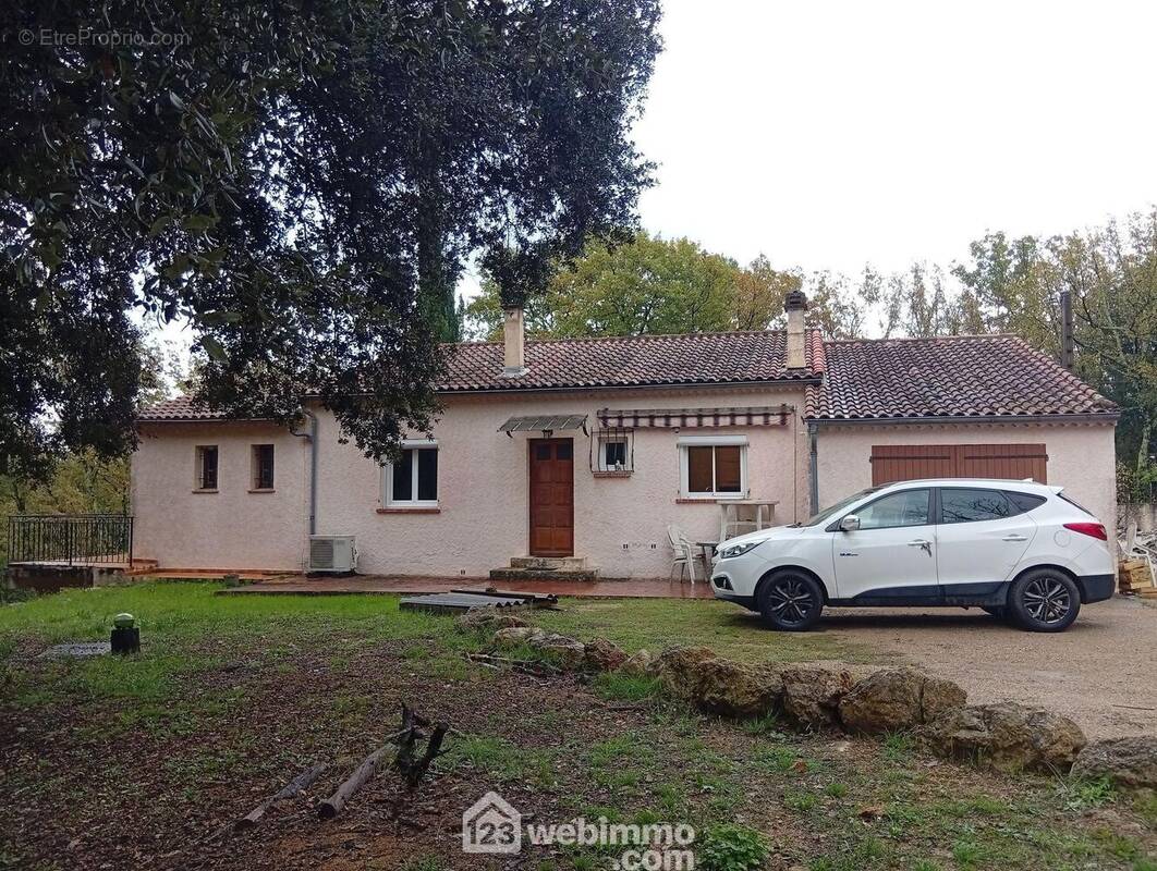 Maison à ENTRECASTEAUX