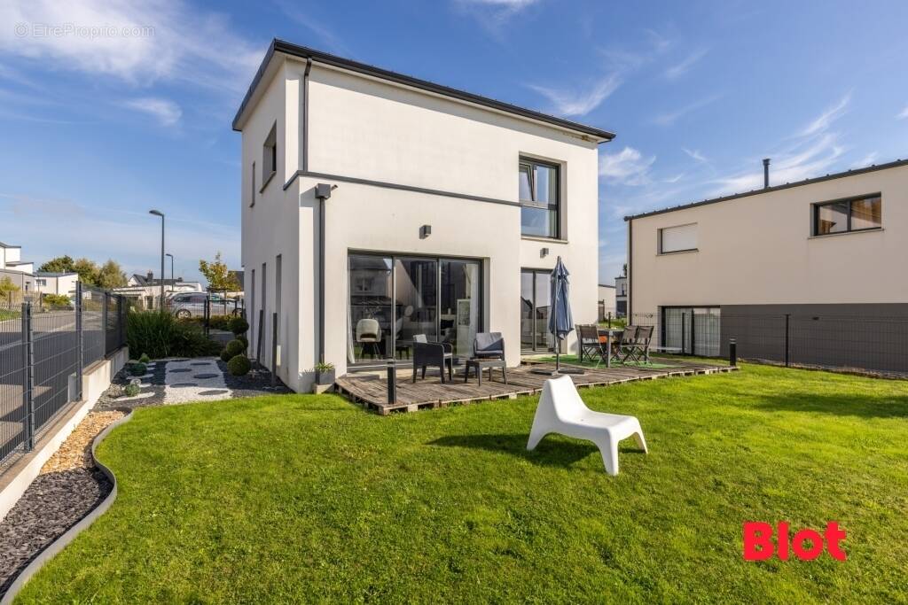 Maison à SAINT-AUBIN-DU-CORMIER