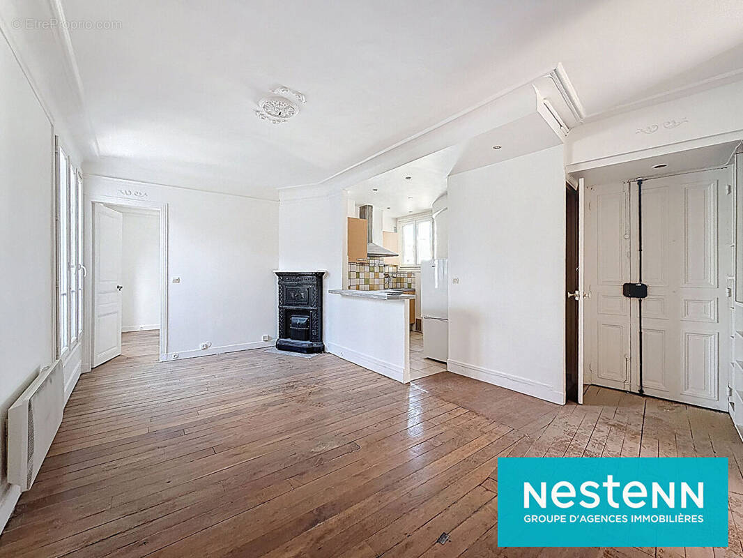Appartement à PARIS-17E