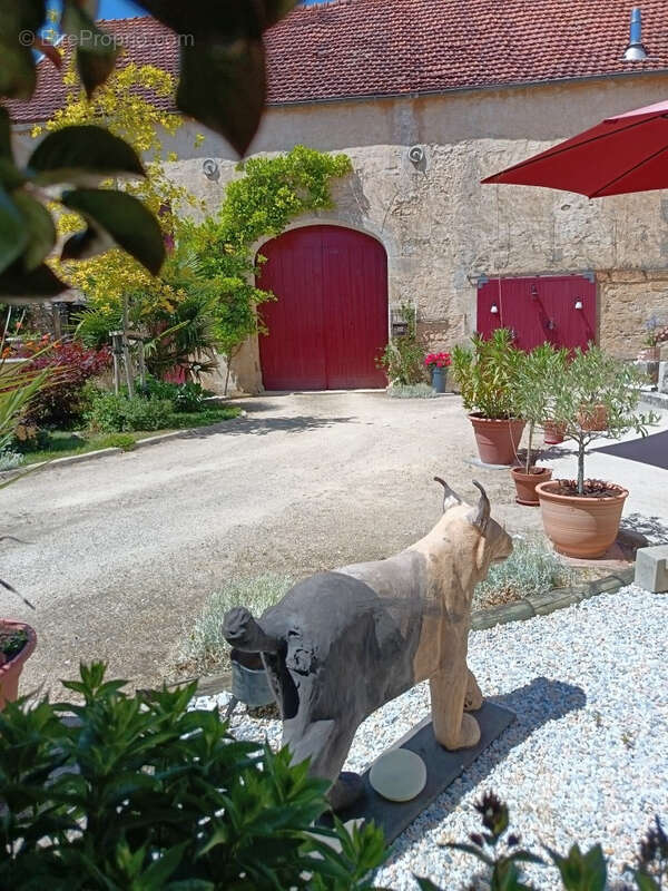 AMPILLY LE SEC ( 21) : Ancien corps de ferme avec habitation , dépendances et terrain proche de CHATILLON S/S - photo 6