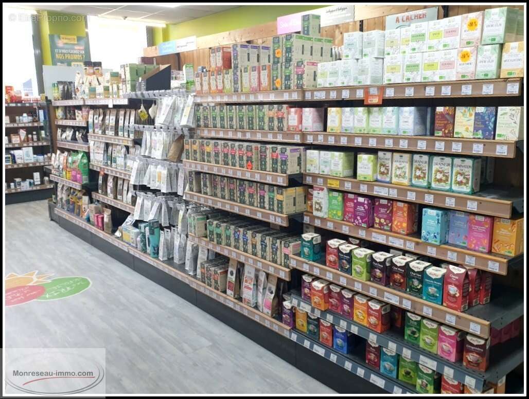 Commerce à SAINT-NABORD