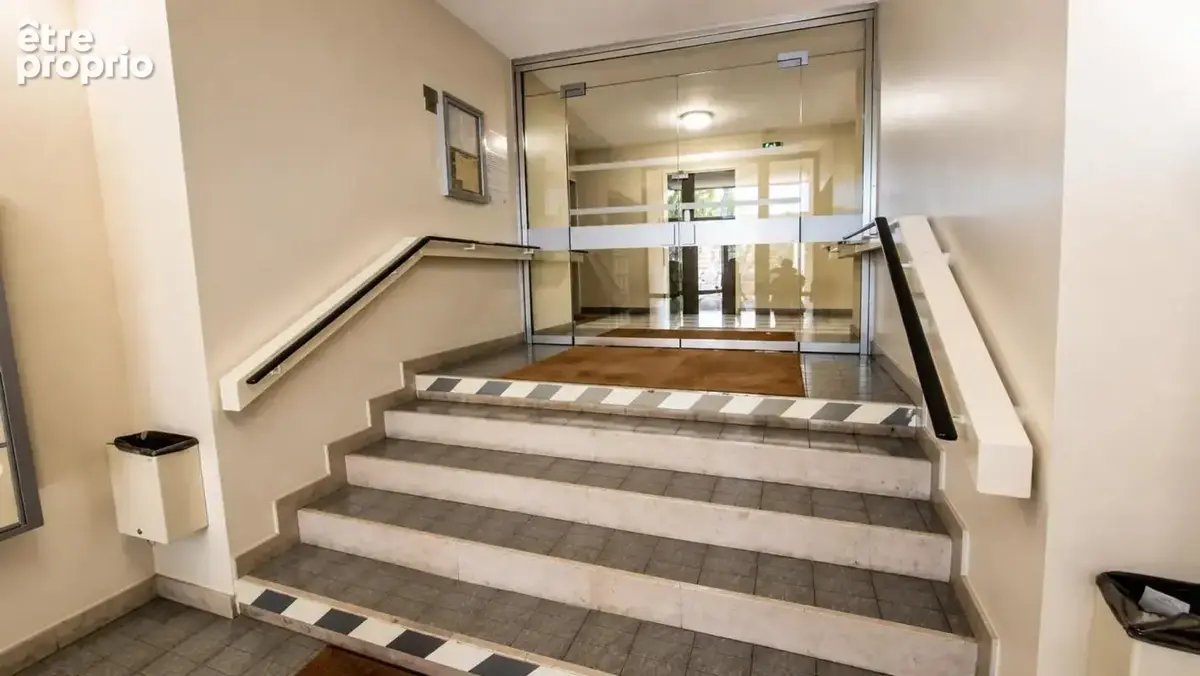 Appartement 2 pièces 64m²  avec balcon, garage et cave - Besançon Avenue Clémenceau - photo 9