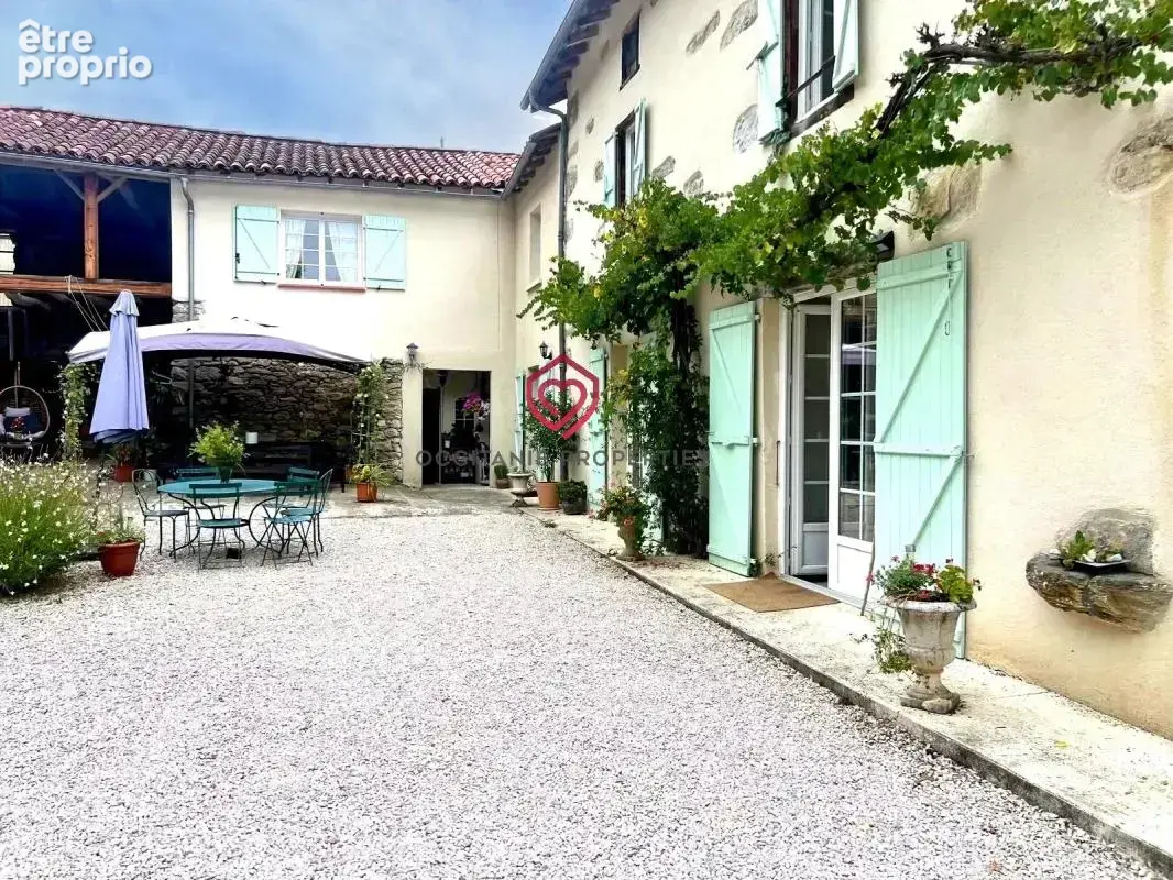 Magnifique corps de ferme rénové avec activité de chambres d’hôtes - photo 3