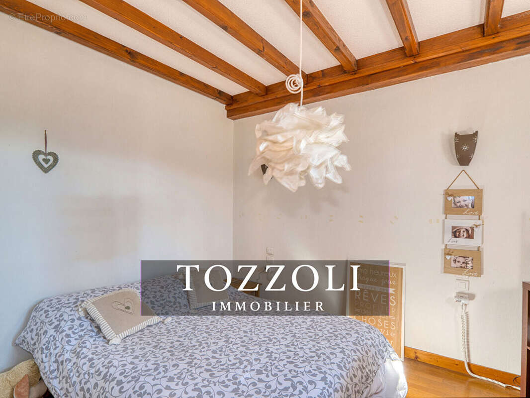 Maison à SAINT-QUENTIN-FALLAVIER