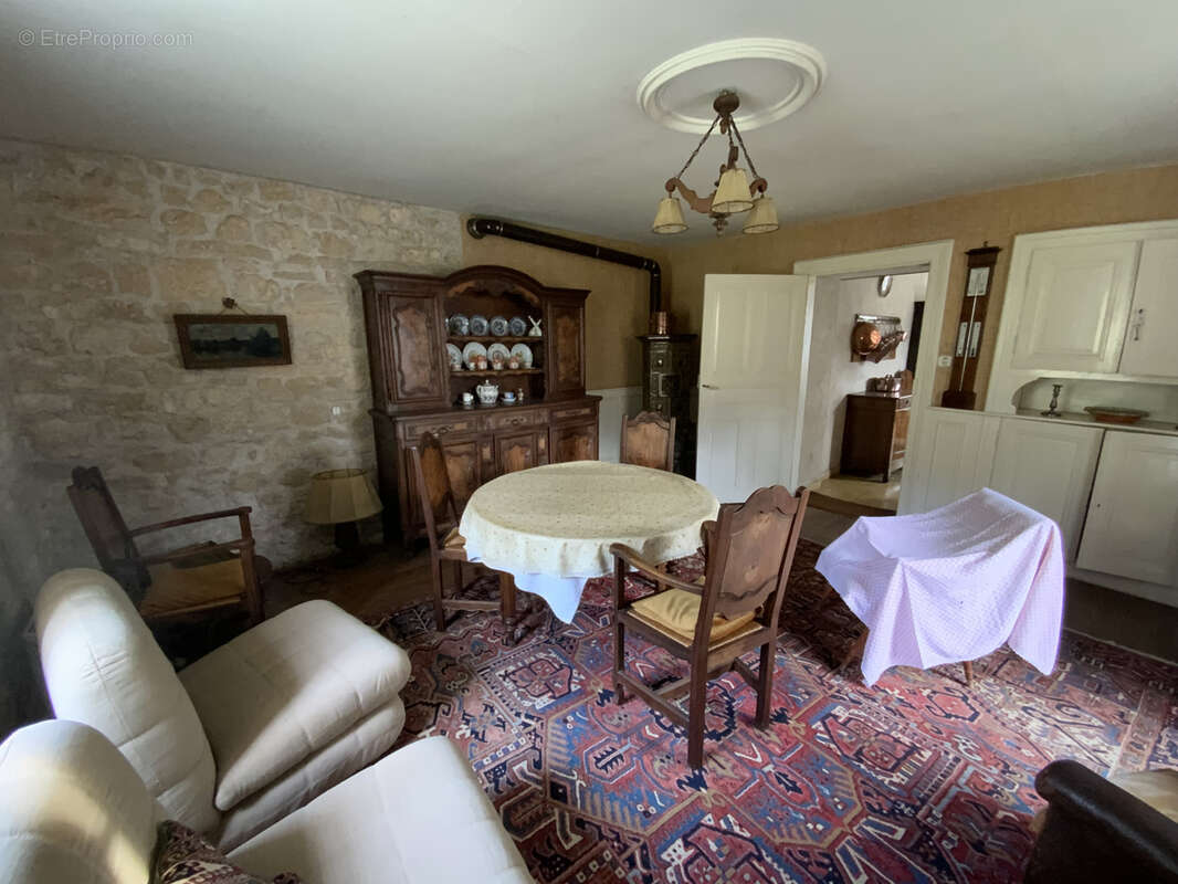 Maison à VILLERSEXEL