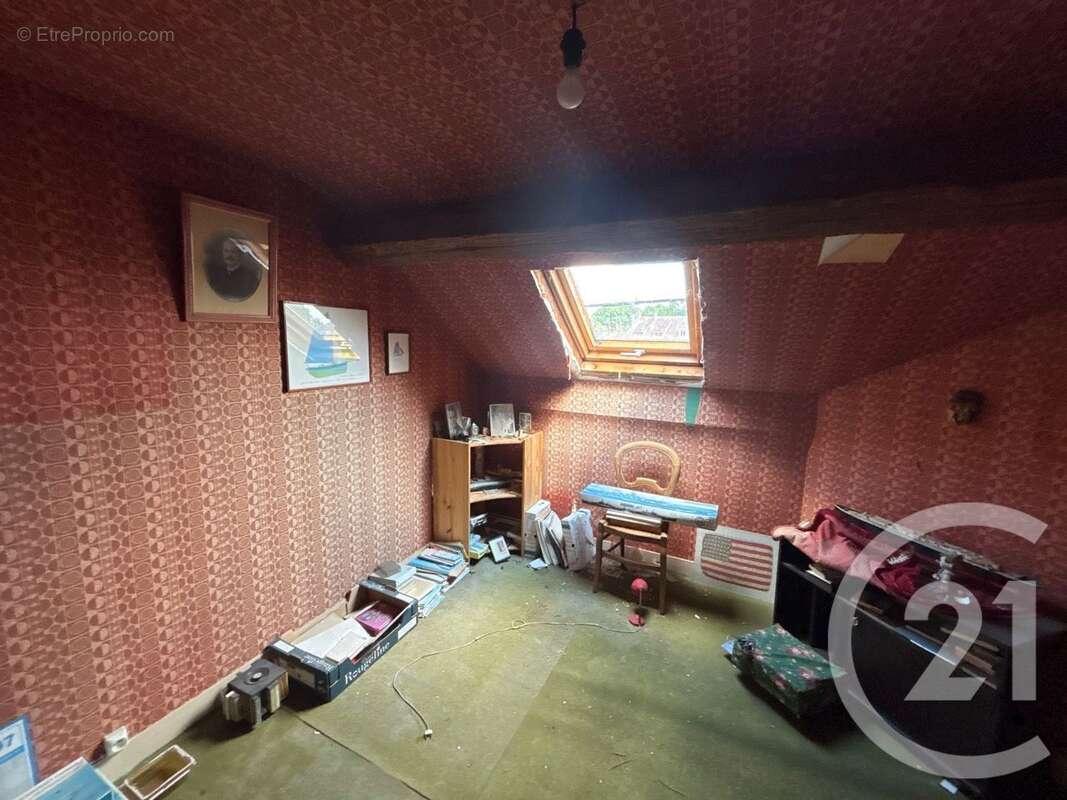 Maison à IVRY-LA-BATAILLE