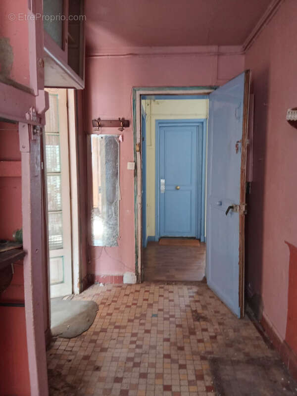 Appartement à PARIS-19E