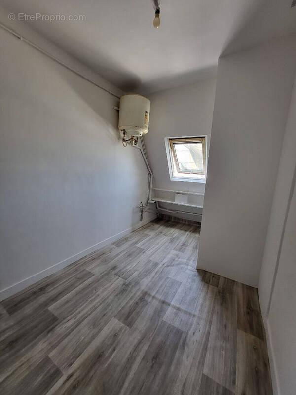 Appartement à PARIS-10E