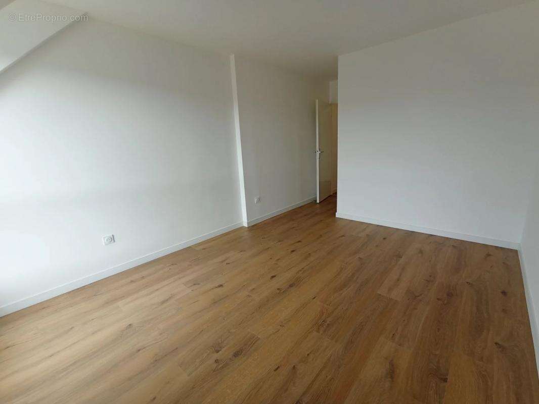 Appartement à BIEVRES