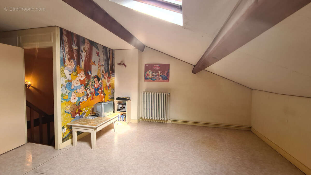 Maison à LA TALAUDIERE