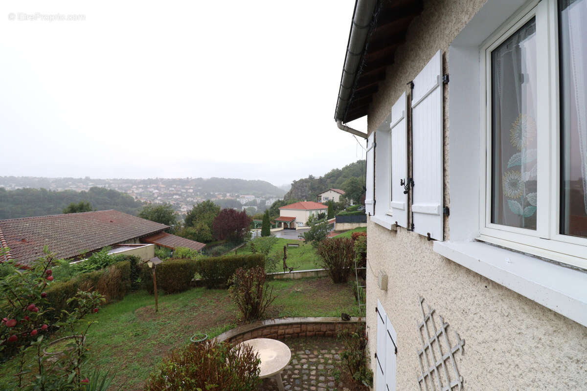 Maison à LE MONTEIL